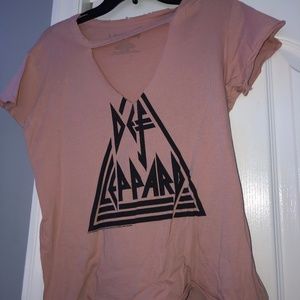 American Eagle distressed short sleeve tee